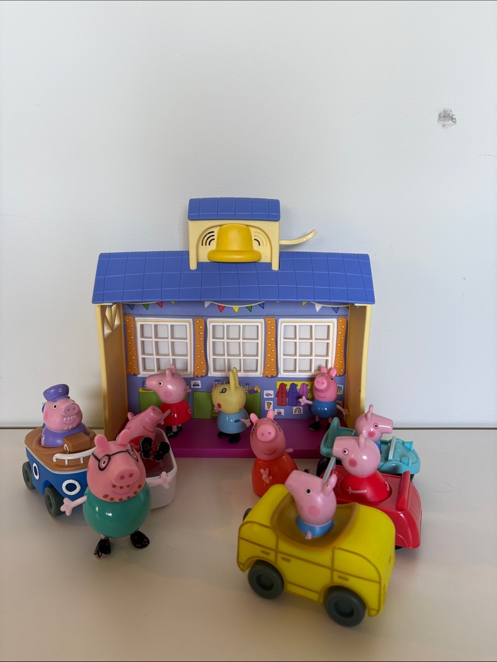 Peppa Pig Large Playset Lot School House Figures Cars Vehicles